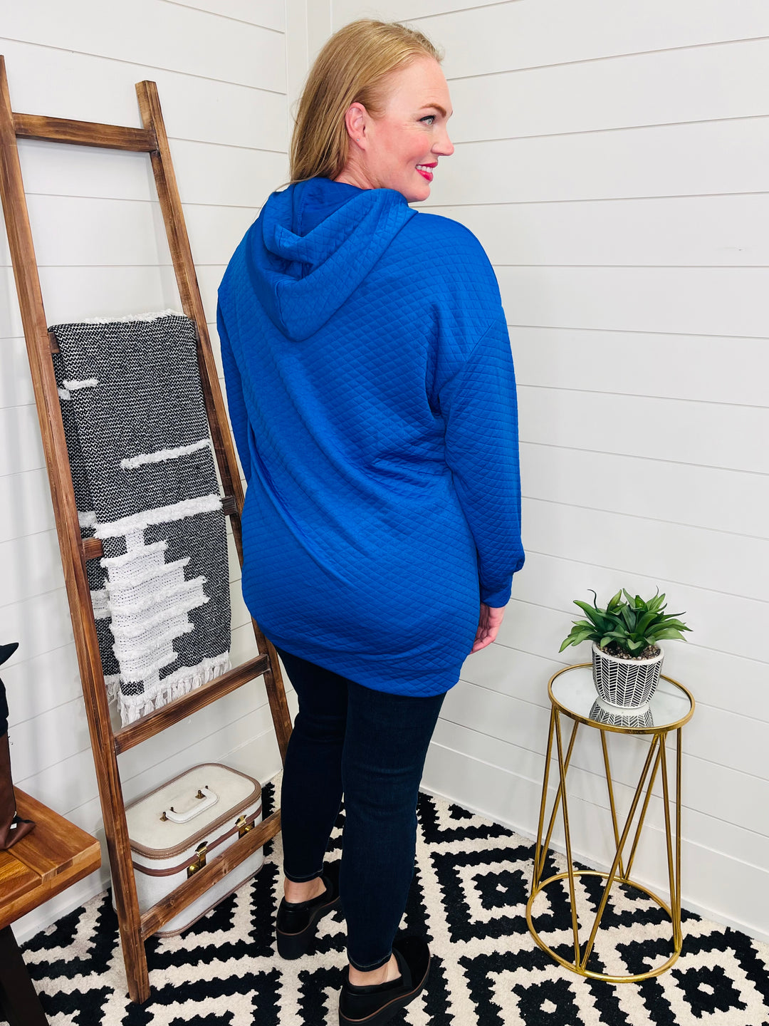 Love Lindsey Textured Hoodie Tunic : Blue