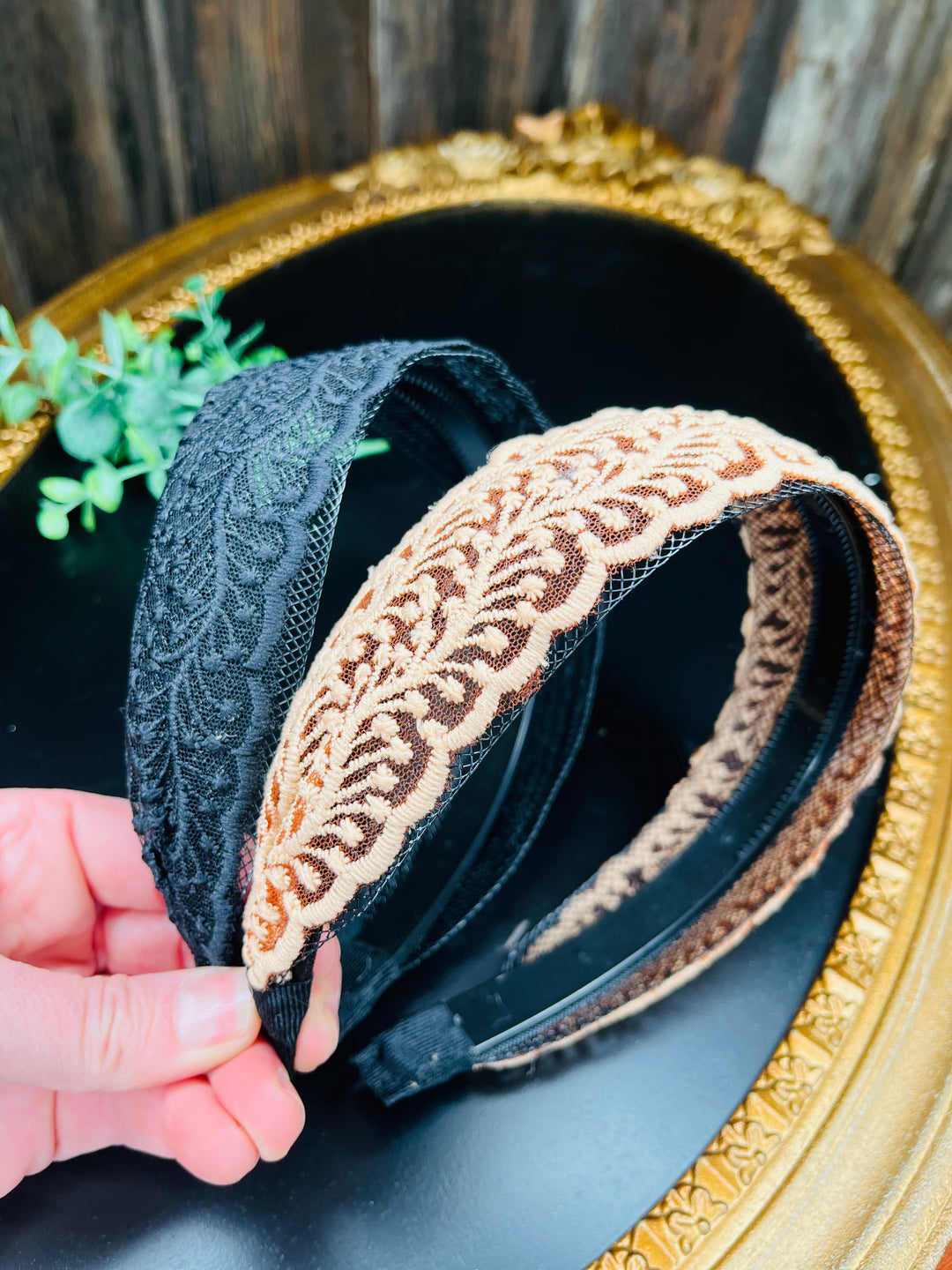 Lace Wide Headband: 2 Colors