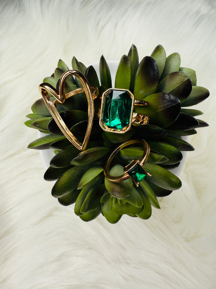 Emerald Heart Ring Set