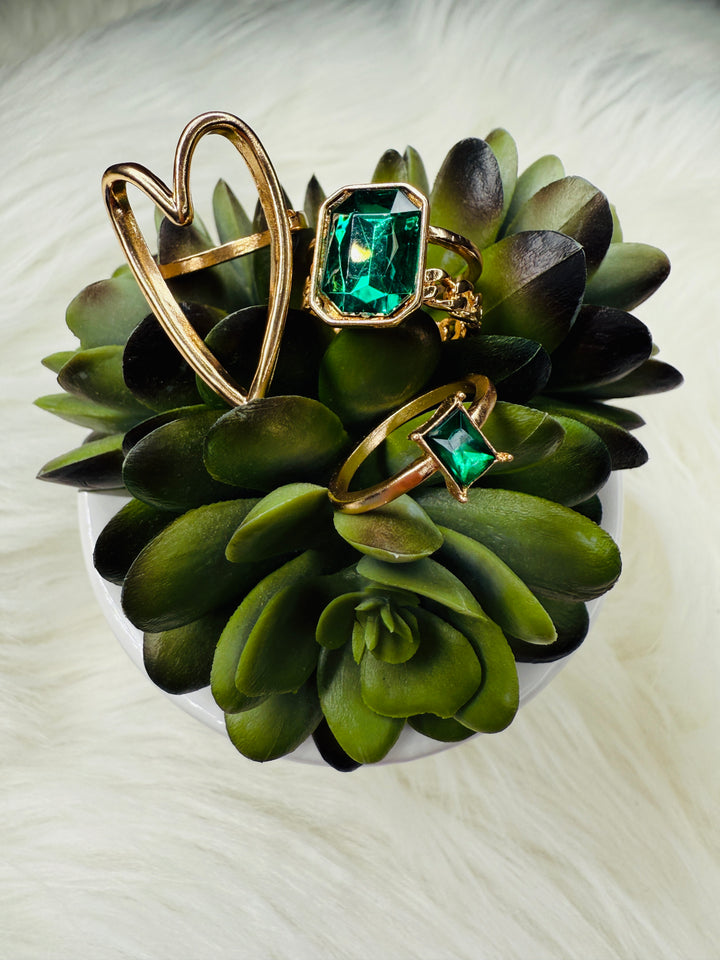 Emerald Heart Ring Set