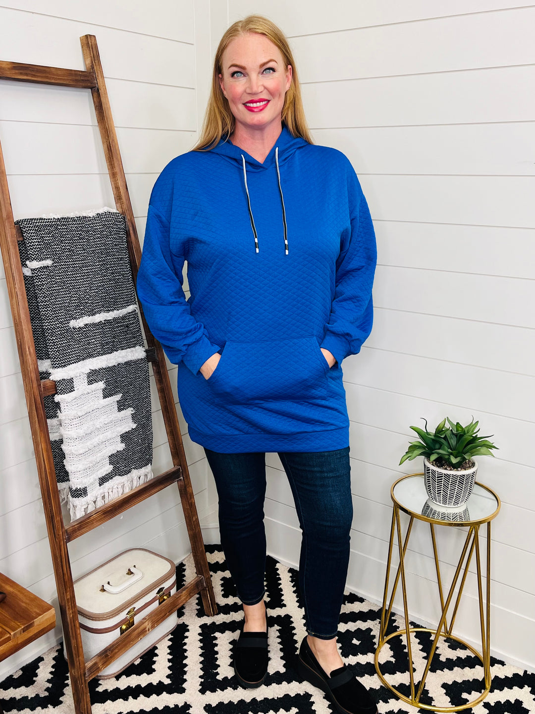 Love Lindsey Textured Hoodie Tunic : Blue